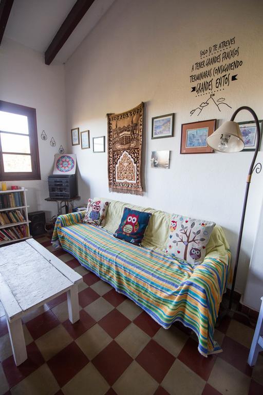 Hostel Aneley タンティ エクステリア 写真