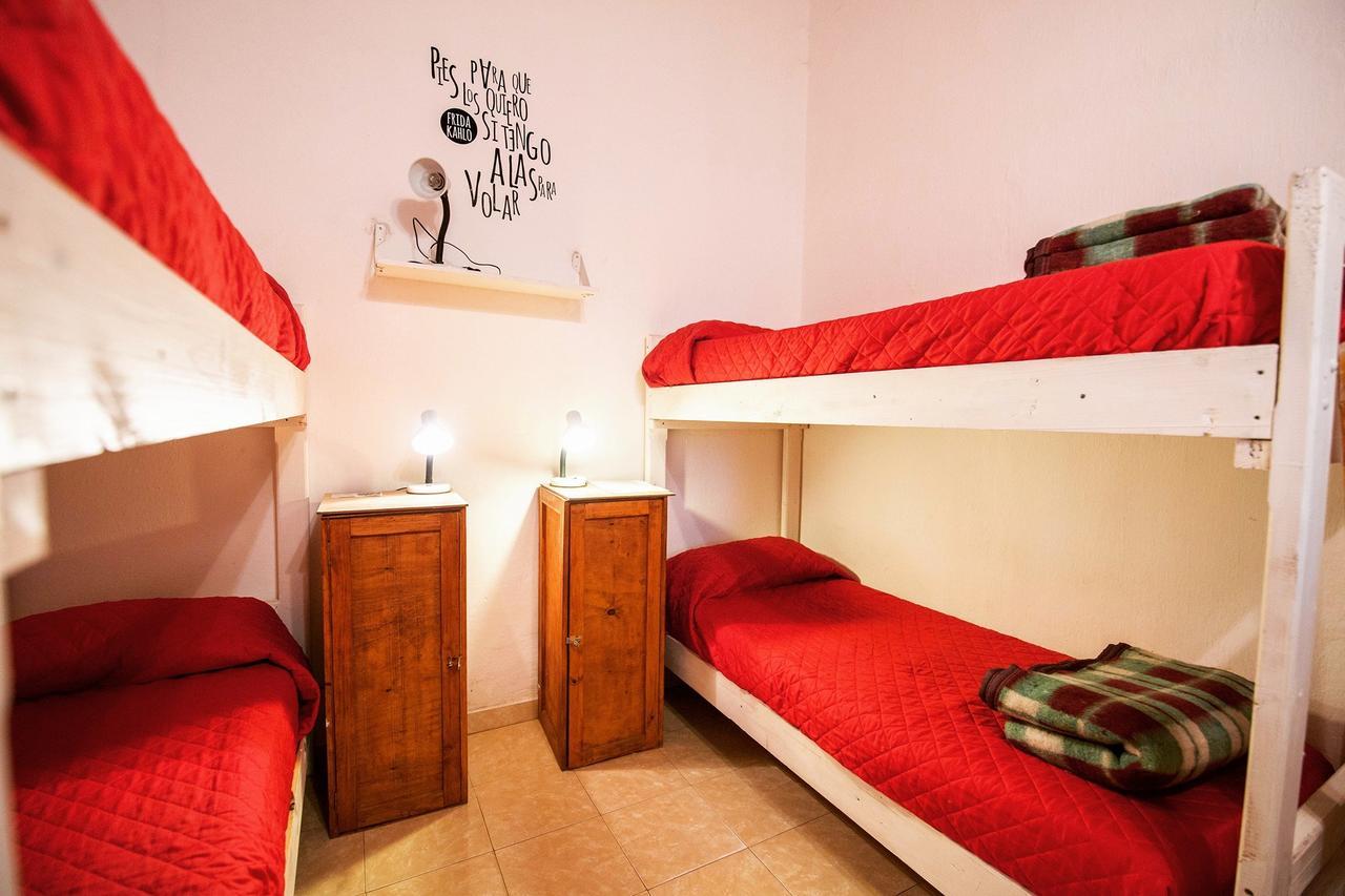 Hostel Aneley タンティ エクステリア 写真